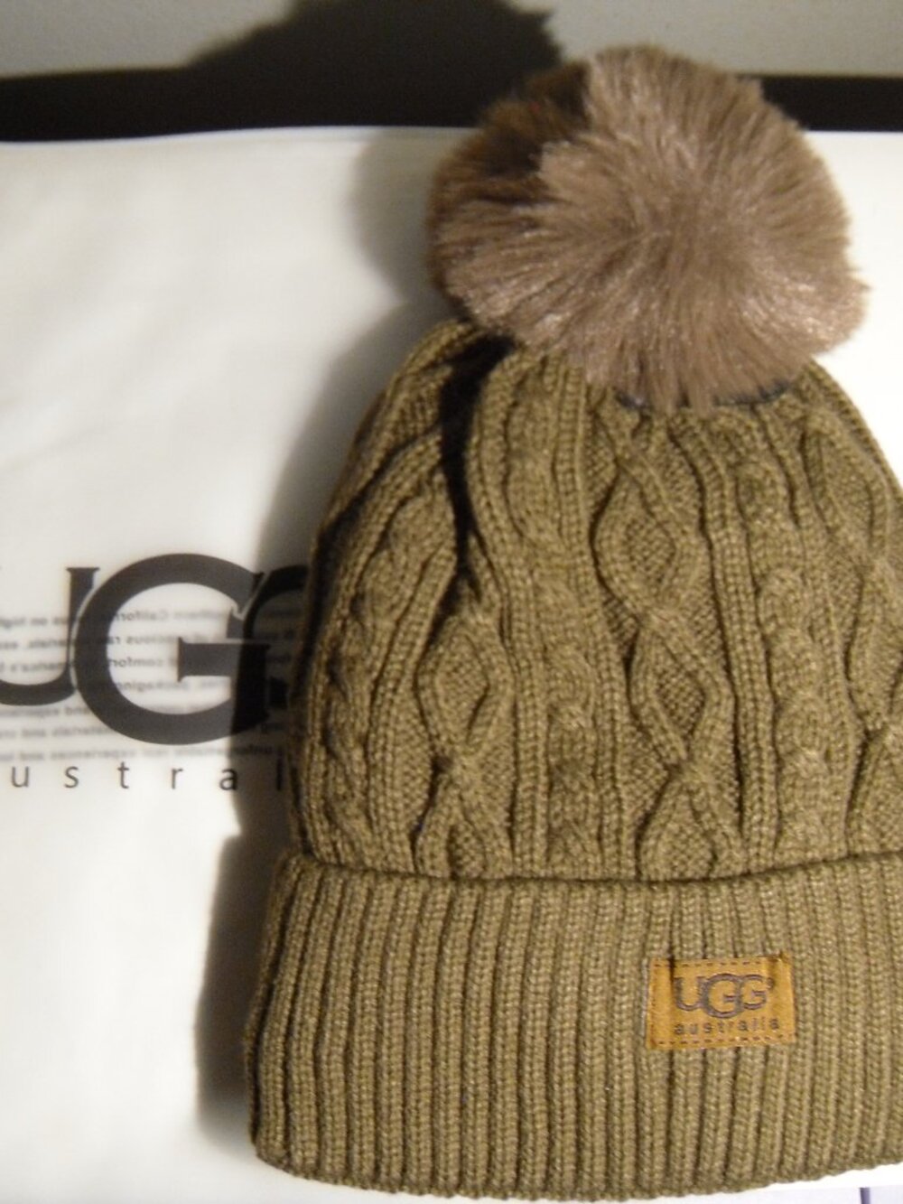 UGG Hatt brown woman's brand new